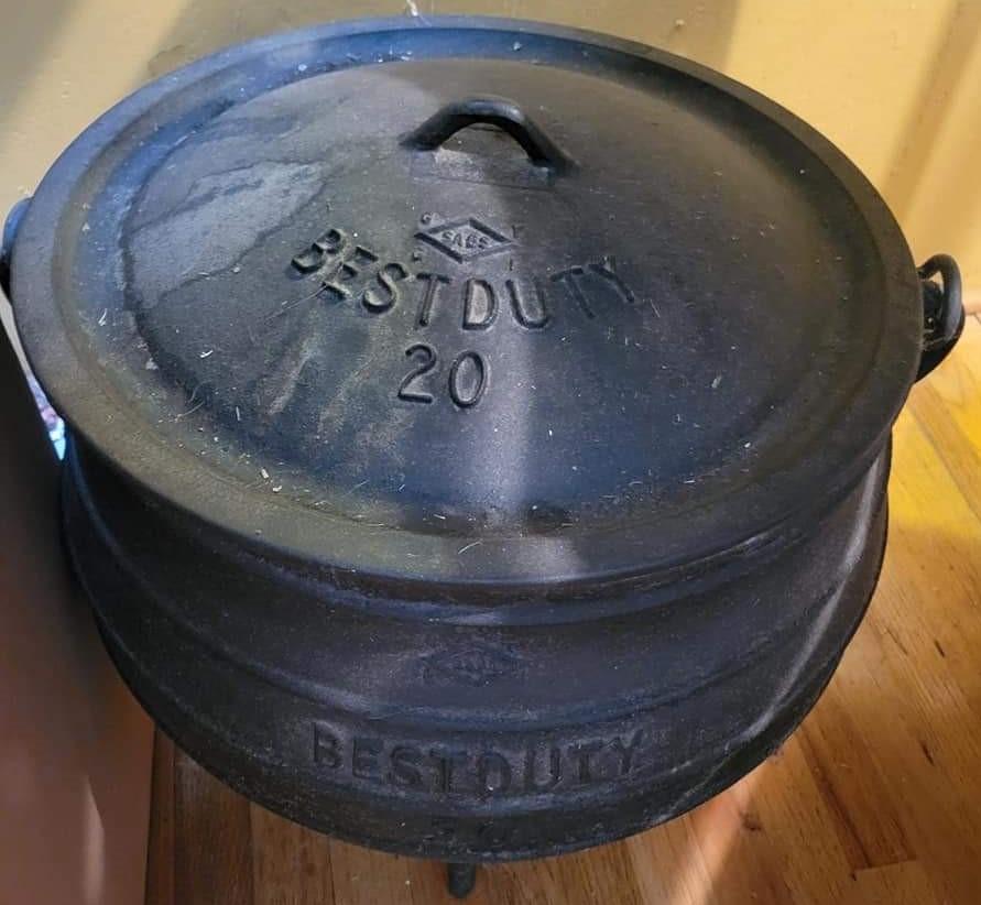 Cast Iron Potjie Pot