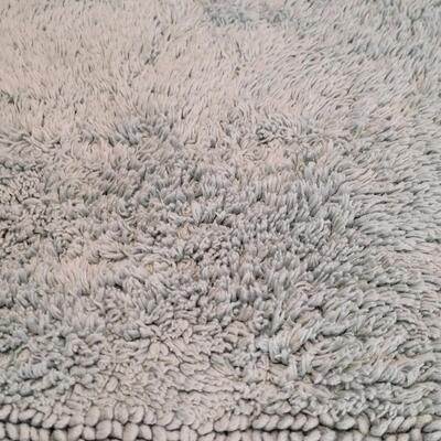 Lot 390: Medium Bath Mat Bluish Green 