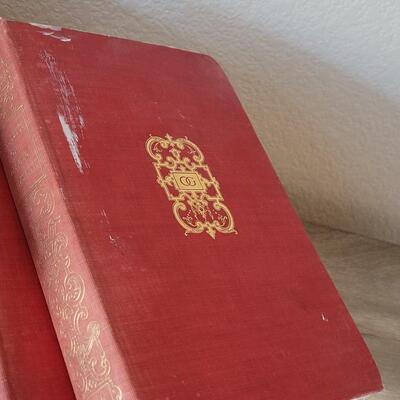 Lot 408: 12 Volume THE WORKS OF OLIVER GOLDSMITH (1900)