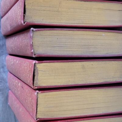 Lot 408: 12 Volume THE WORKS OF OLIVER GOLDSMITH (1900)