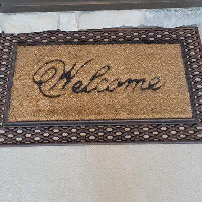 Lot 410: Welcome Mat