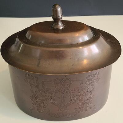 Lot 54: Mackenzie Childs Watering Can and Tea/Dresser Caddy