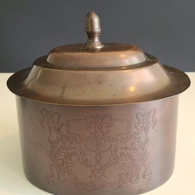 Lot 54: Mackenzie Childs Watering Can and Tea/Dresser Caddy