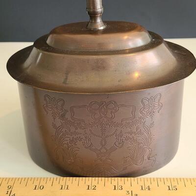 Lot 54: Mackenzie Childs Watering Can and Tea/Dresser Caddy