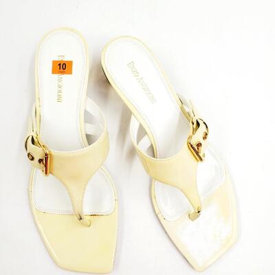 ENZO ANGIOLINI SIZE 1OM "WHITE" SLIP ON LEATHER SANDLE