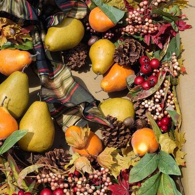 Lot 72: Designer Fall and Winter Wreaths 