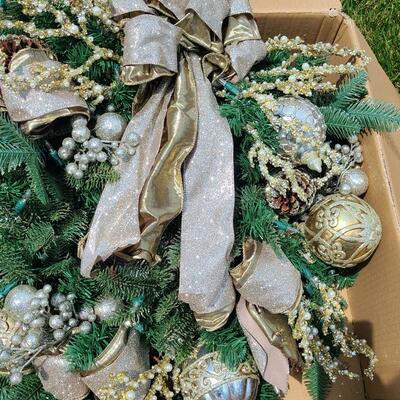 Lot 72: Designer Fall and Winter Wreaths 