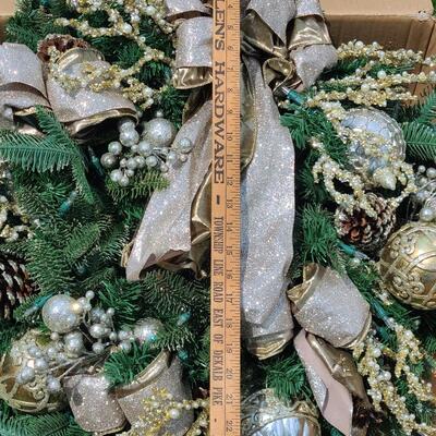 Lot 72: Designer Fall and Winter Wreaths 