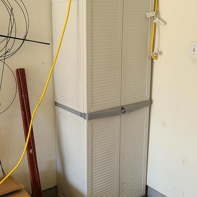 Lot 73: Black & Decker Storage Unit