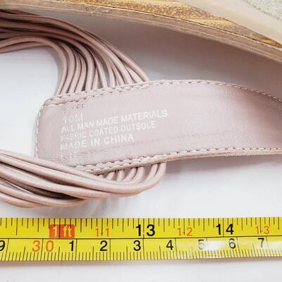 MADDEN GIRL "TIFFF BLUSH FAB" SIZE 10M SANDLE WITH RHINESTONES AND ORIGINAL BOX