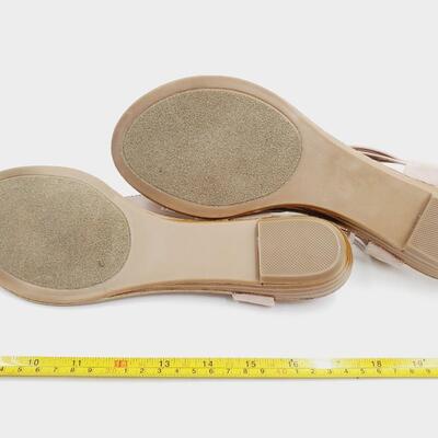 MADDEN GIRL "TIFFF BLUSH FAB" SIZE 10M SANDLE WITH RHINESTONES AND ORIGINAL BOX