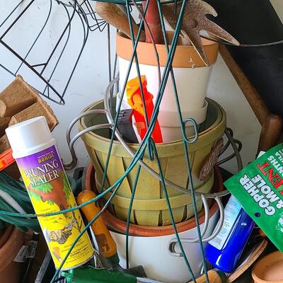 Lot G2: Gardening/Planting Supplies/Planters & More 
