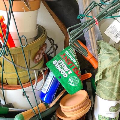 Lot G2: Gardening/Planting Supplies/Planters & More 