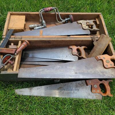 Lot G3: Large Carpenters Box w/Tools