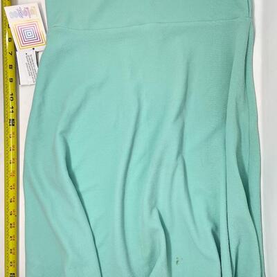 *NEW* LULAROE â€œAZUREâ€ SWING SKIRT - SIZE XL