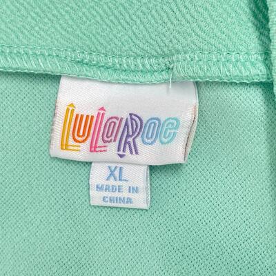 *NEW* LULAROE â€œAZUREâ€ SWING SKIRT - SIZE XL