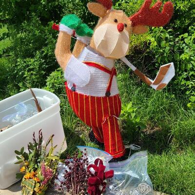 Lot 83: Holiday Decor Including Reindeer Golfer