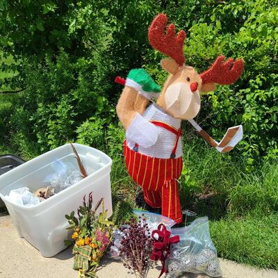 Lot 83: Holiday Decor Including Reindeer Golfer