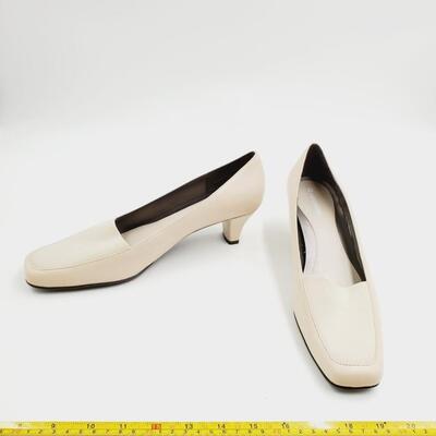 NATURALIZER "JANET" PALOMINO LEATHER SIZE 10M