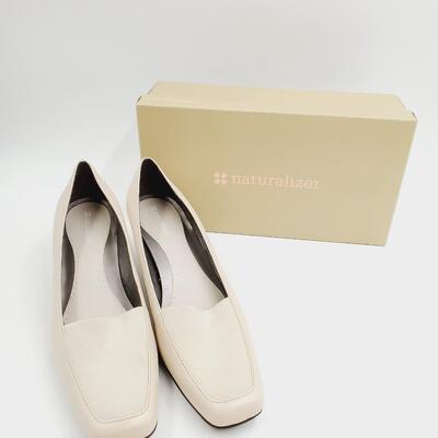 NATURALIZER "JANET" PALOMINO LEATHER SIZE 10M