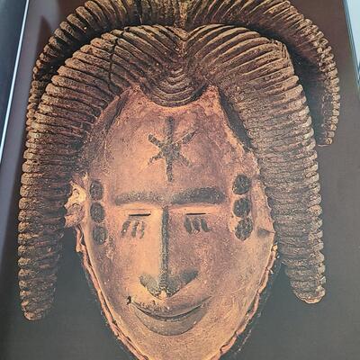 Lot 88: Rwanda Path To Peace Tribal Basket, Tribal Arts and More 