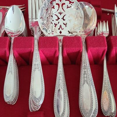 Lot 121: Silverplate Wm A. Rogers Service for Eight 