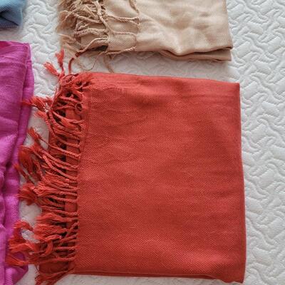 Lot 417: Colorful Scarves lot