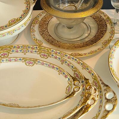 Lot 124: Canonsburg Serving China & Elegant Glassware