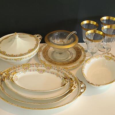 Lot 124: Canonsburg Serving China & Elegant Glassware