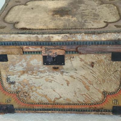 Lot 126: Antique Steamer Trunk with Antique Trunk Parts 
