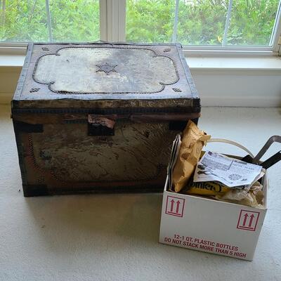 Lot 126: Antique Steamer Trunk with Antique Trunk Parts 