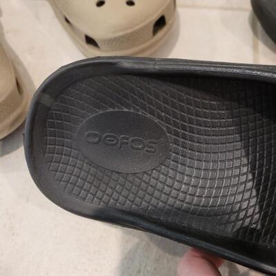 Lot 428: Crocs and Oofros