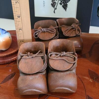 Lot 128: Home Decor and Art; Wood Works 