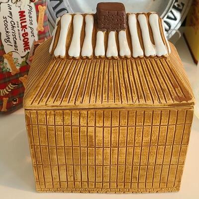 Lot 129: Vintage Puppy Chow Dog Treat Pottery Canister and More 