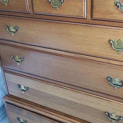 Lot 146: Excellent Solid Mahogany Dresser 