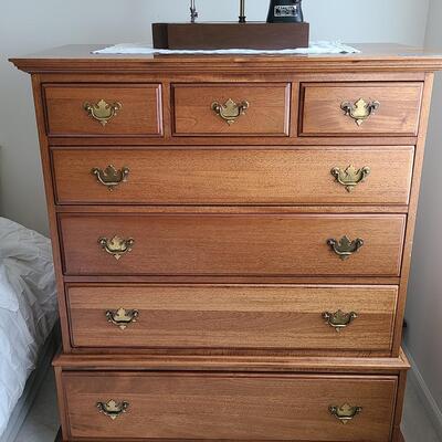Lot 146: Excellent Solid Mahogany Dresser 