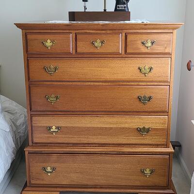 Lot 146: Excellent Solid Mahogany Dresser 