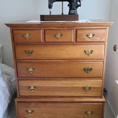 Lot 146: Excellent Solid Mahogany Dresser 