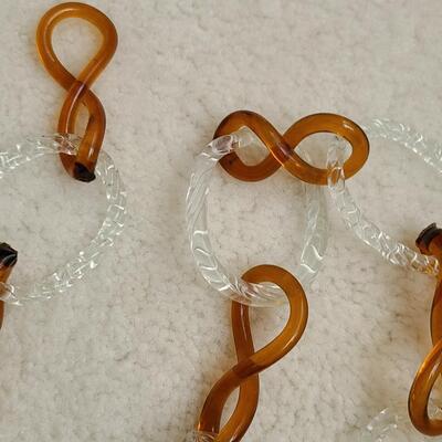 Lot 145: Handblown Antique Glass Chain 