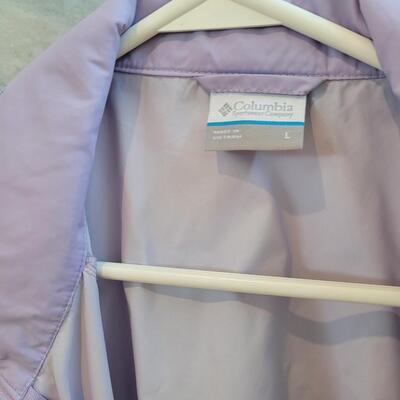 Lot 444: Ladies Light Jackets (3)