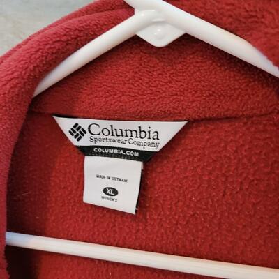Lot 444: Ladies Light Jackets (3)