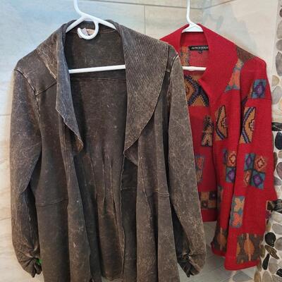 Lot 448: Ladies Sweater and Brown Light Jacket