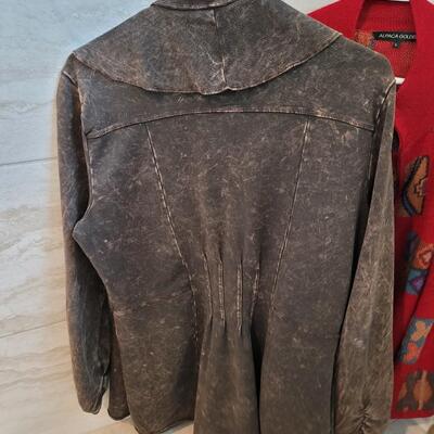 Lot 448: Ladies Sweater and Brown Light Jacket