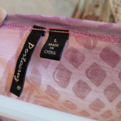 Lot 449: Ladies Casual Shirts (3)