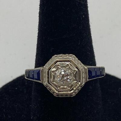 Lot J3 - Stellar 18k Diamond and Blue Sapphire ring