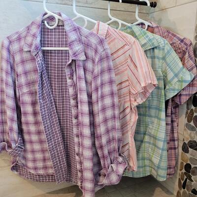 Lot 452: Ladies Button Down Plaid Shirts (4)