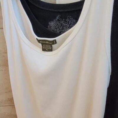 Lot 454: Black & White Tank Tops Lot (8)