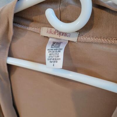 Lot 458: Light Jackets/Sweaters