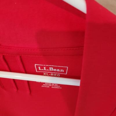 Lot 458: Light Jackets/Sweaters