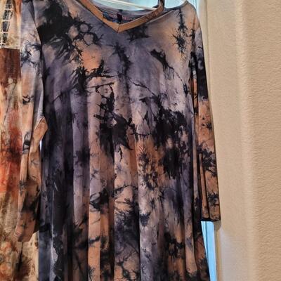 Lot 461: (2) Tie Dye Shirts and (1) Wide Leg Pants